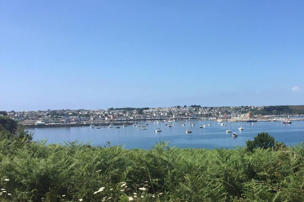 Prive, La Pointe Apartment
